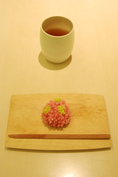 照明のてかりが・・・・・・